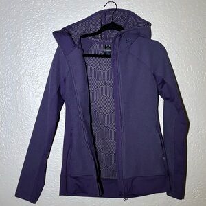 Under Armour Women's Purple Jacket